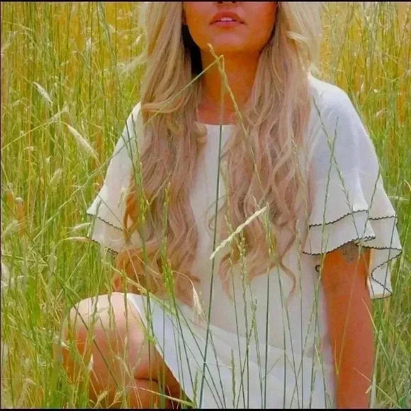 Mini Cream Colored Dress - Picture 2 of 5